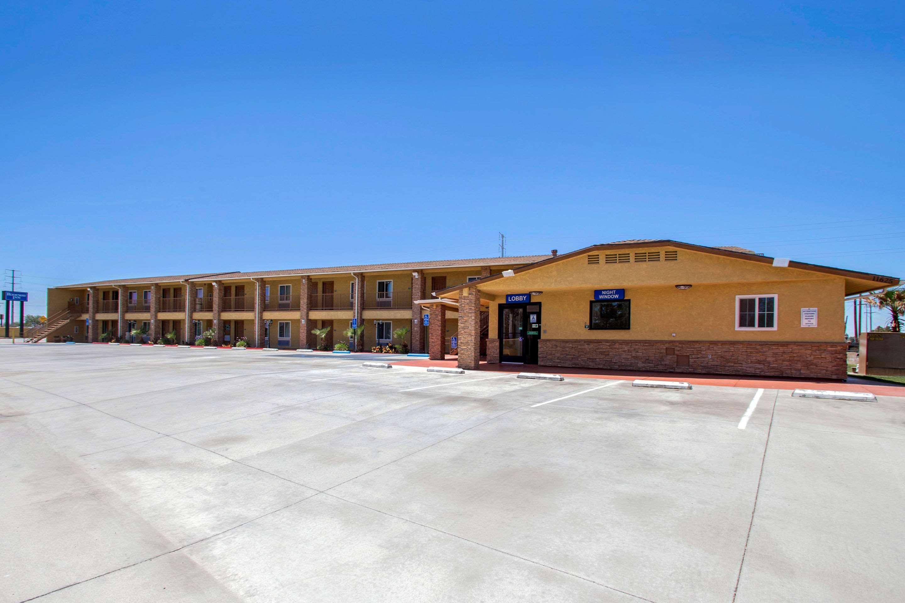 Rodeway Inn Adelanto Us 395 Exterior foto