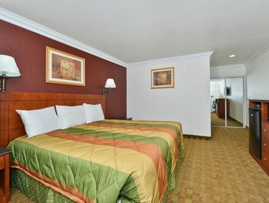 Rodeway Inn Adelanto Us 395 Exterior foto