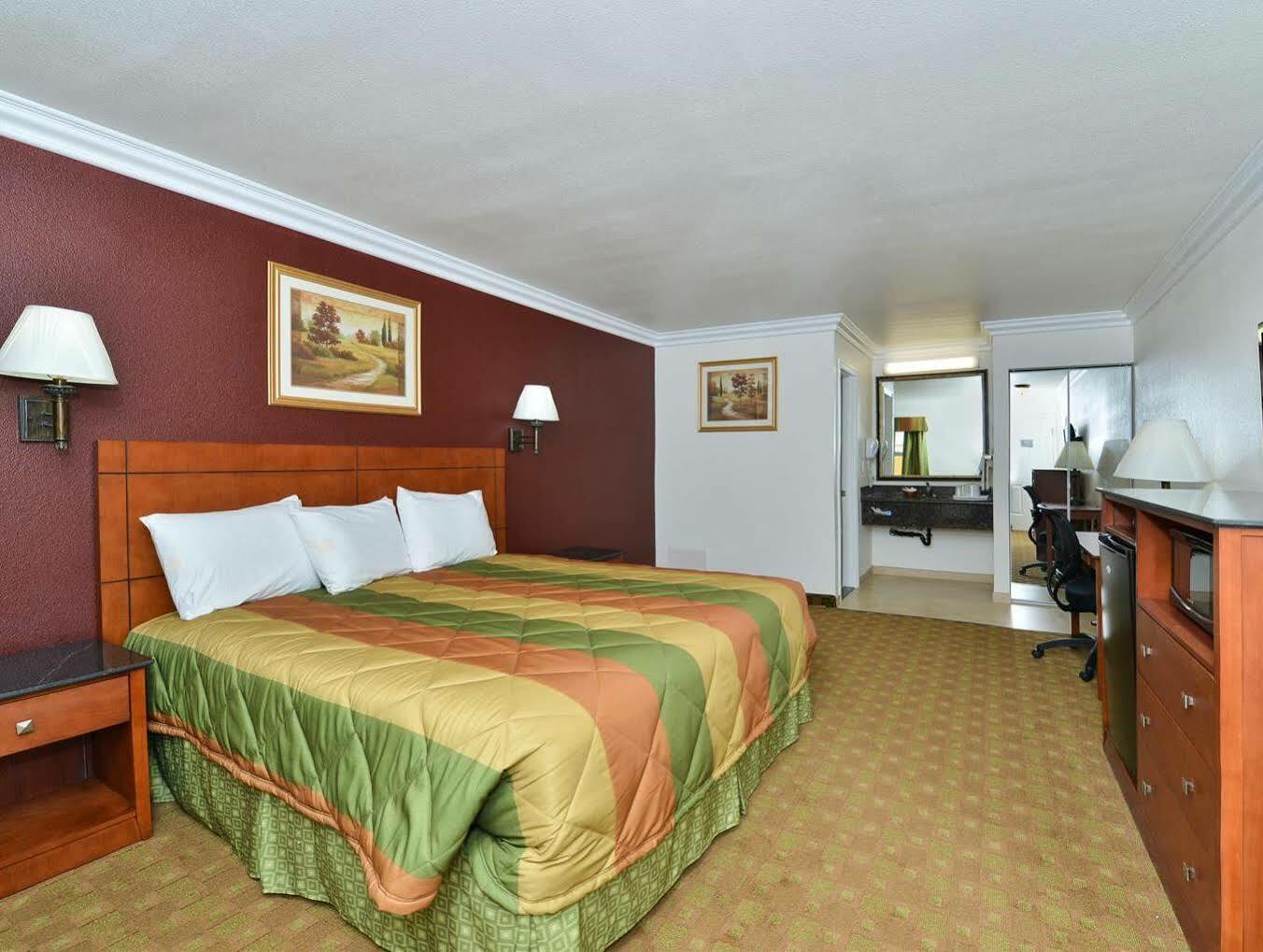 Rodeway Inn Adelanto Us 395 Exterior foto